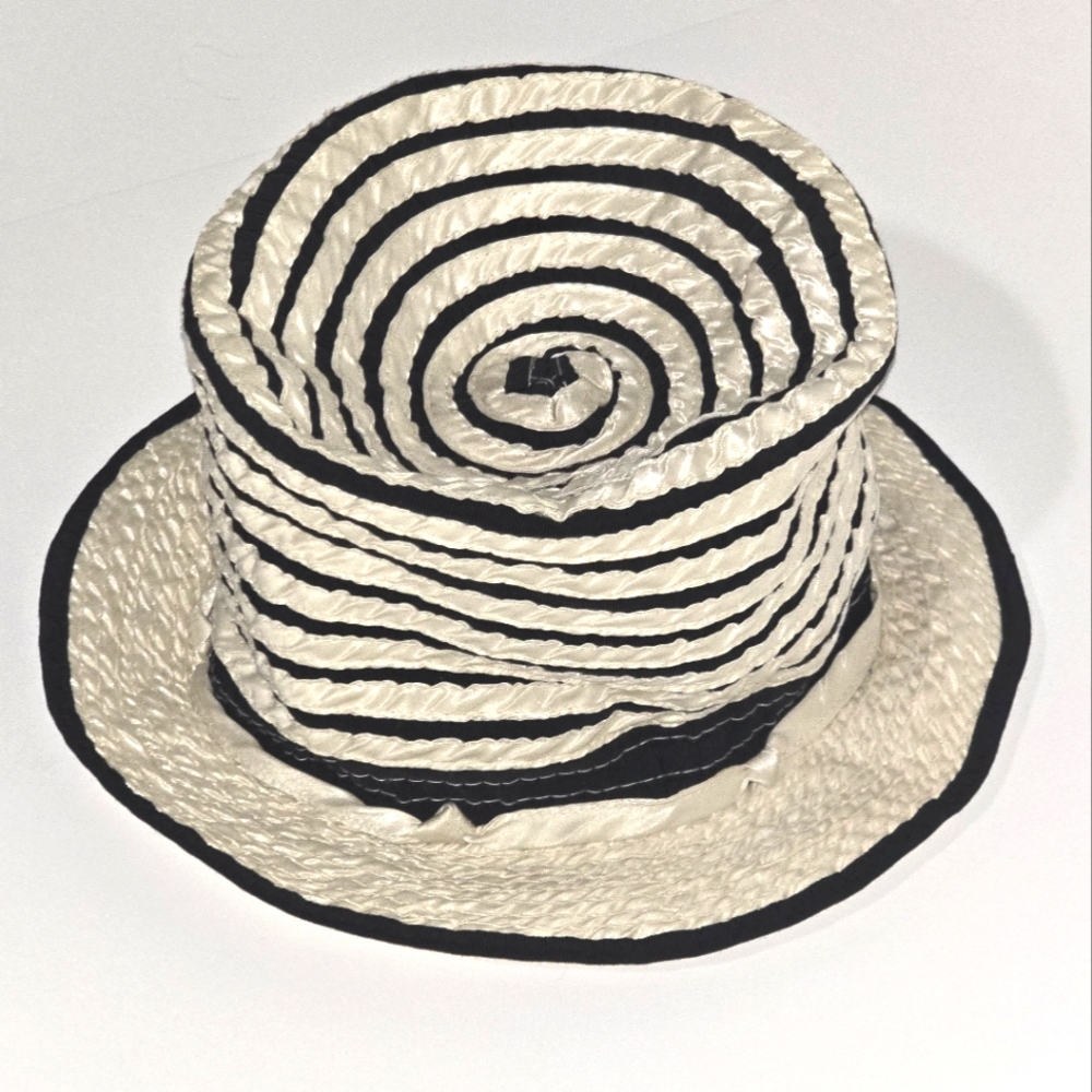 JACques LE Corre Black & White Striped Ribbon Vintage Bucket Hat